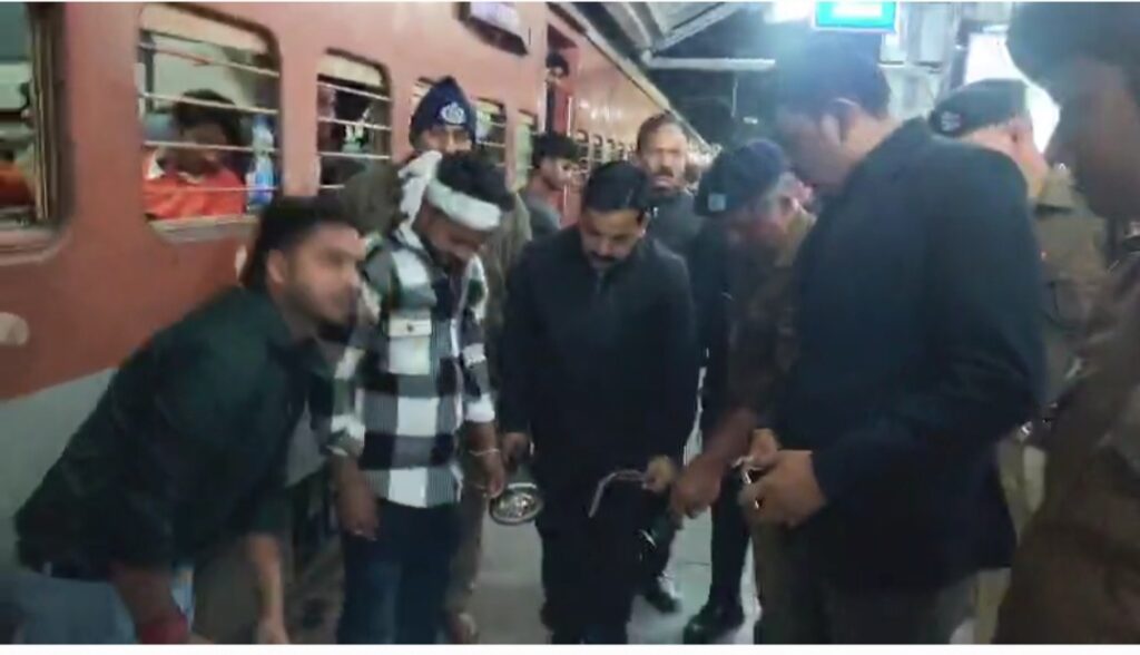 Screenshot_20251110_221036_Gallery