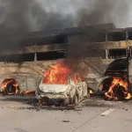 12_02_2024-car_and_bus_burn_at_yamuna_expressway_mathura_23651198