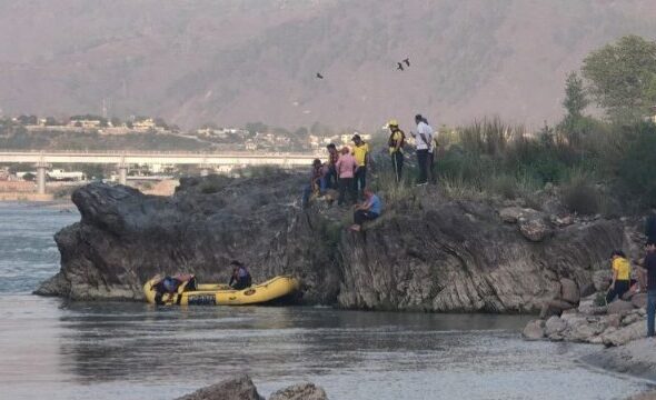 nit-student-swept-away-in-alaknanda--1777210579836