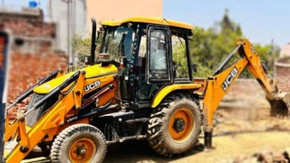bldajara-sakataka-jcb-demo_6cd4364e6d8c79f341e421b909d63e4a